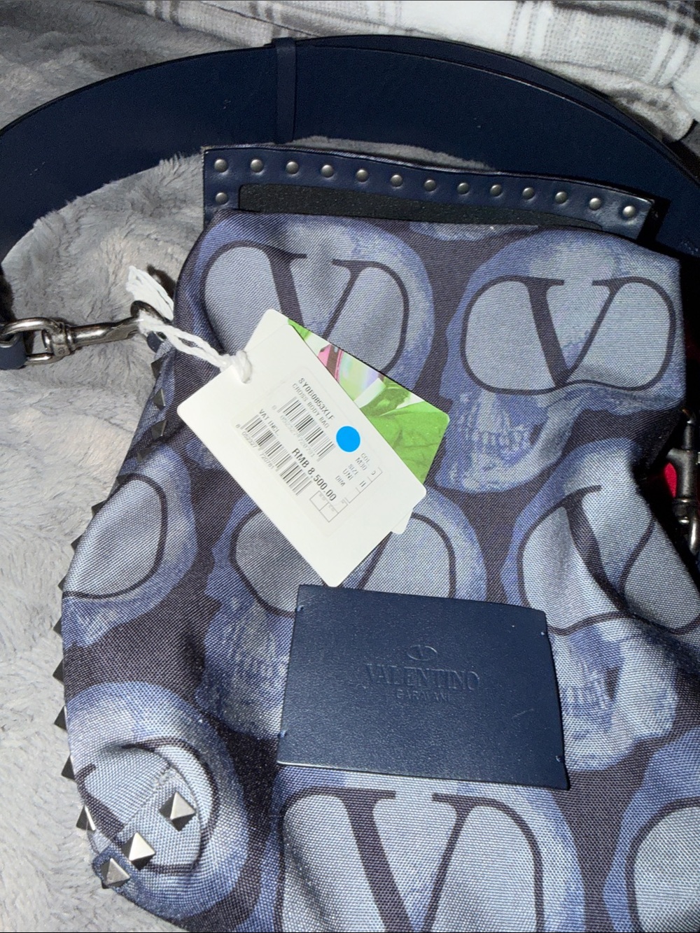 Valentino Garavani Navy Blue V-Logo Skull Print Crossbody Bag great condition